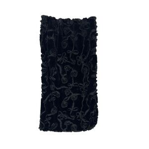 Ruyi Elegant Black Velvet Rosette Floral Women's Scarf Wrap